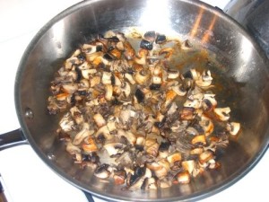 Mushrooms in Pan with Butter and Garlic